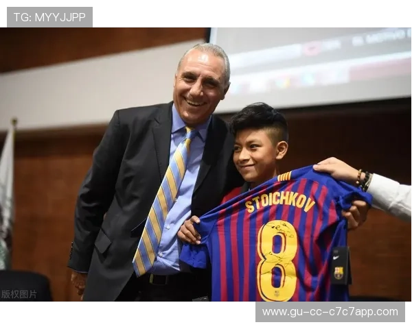 足球界的重名现象盘点 重名球星背后的故事与传奇